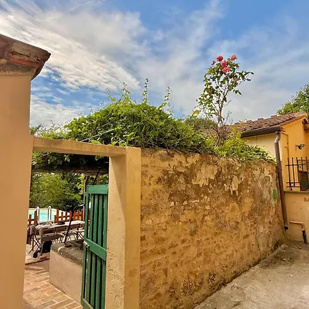 Holiday home Ciliegia Di - Attico Lari